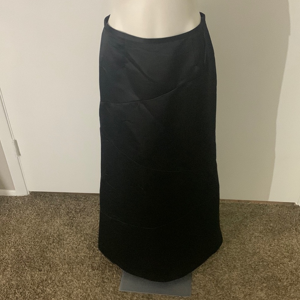 J.R. Nites by Carol Lin Skirt